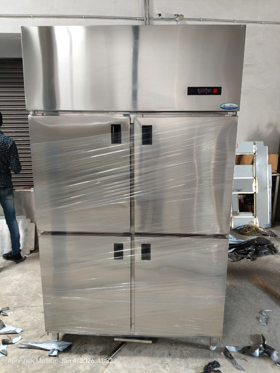 Vertical Refrigerator / Freezer by Real Engineering